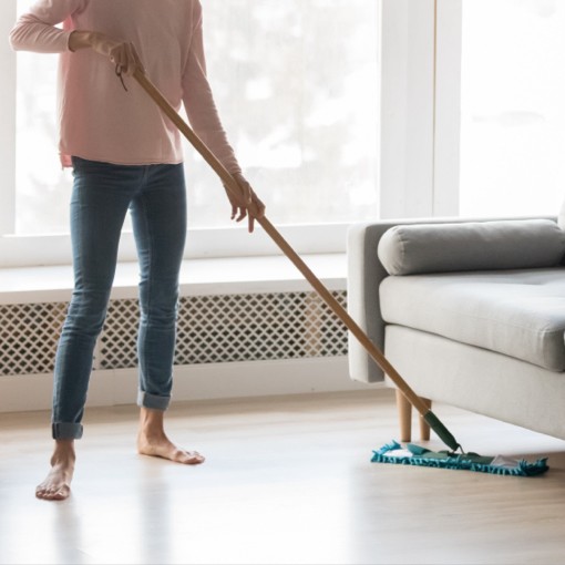Vinyl floor cleaning | New York Carpets & Flooring